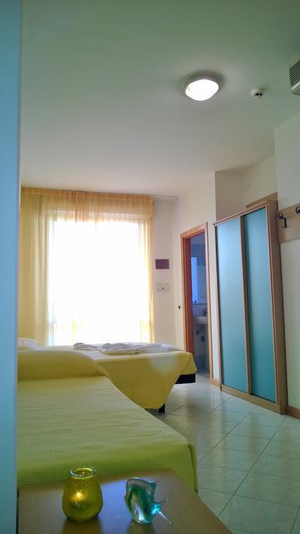 Hotel Paola Garden - Nuova Gestione Bellariva Di Rimini Rum bild