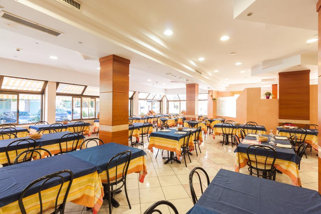 Hotel Paola Garden - Nuova Gestione Bellariva Di Rimini Exteriör bild